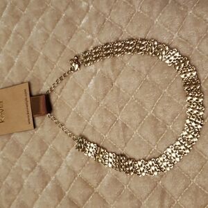 Kevia gold tone link chain choker